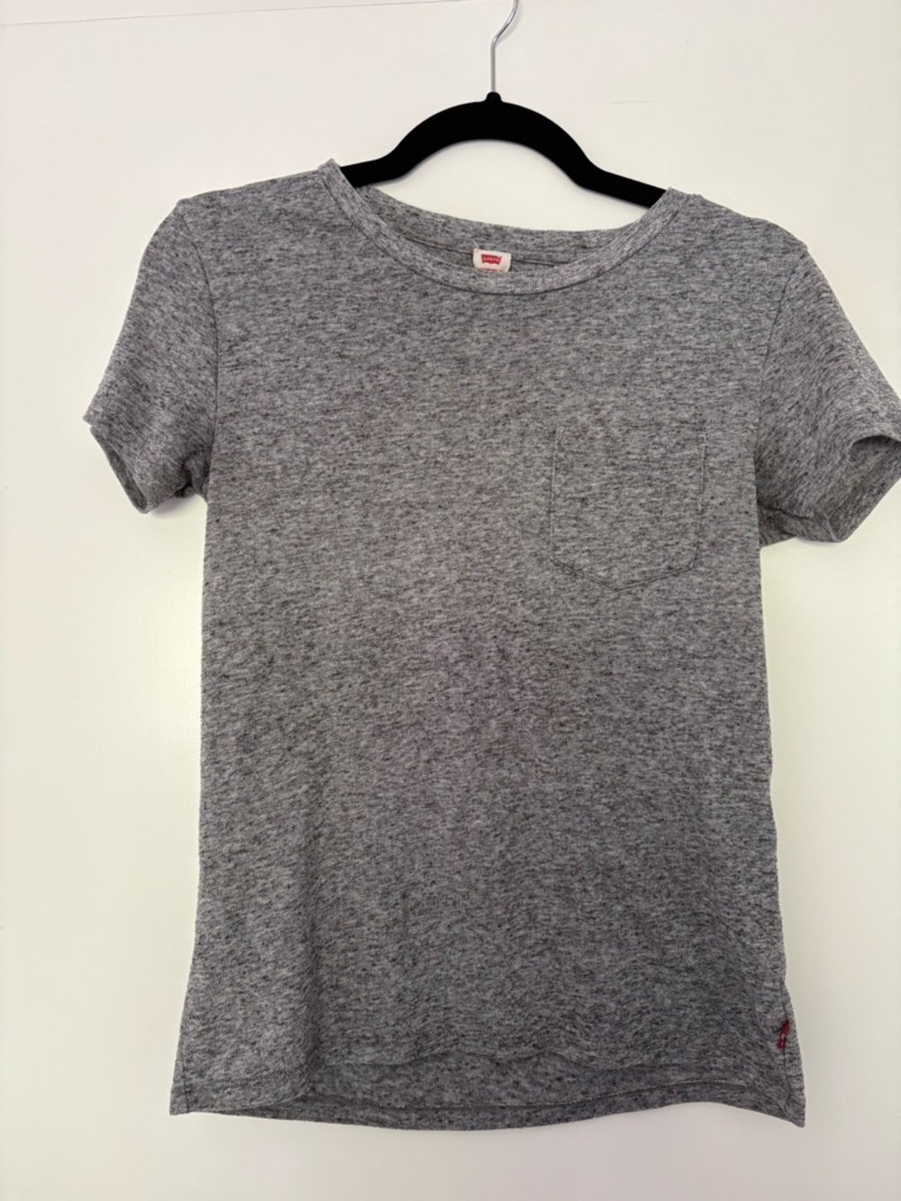 Levi's Gray Ribbed Crewneck Tee